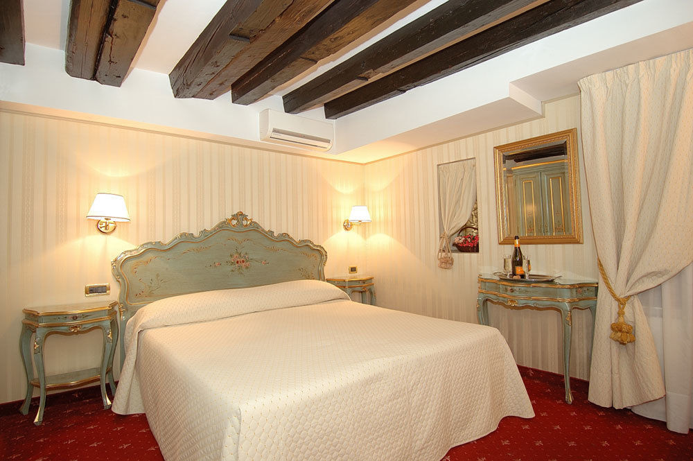 Ca' Della Loggia Venecia